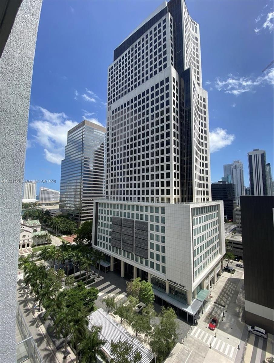 55 SE 6th St # 1506