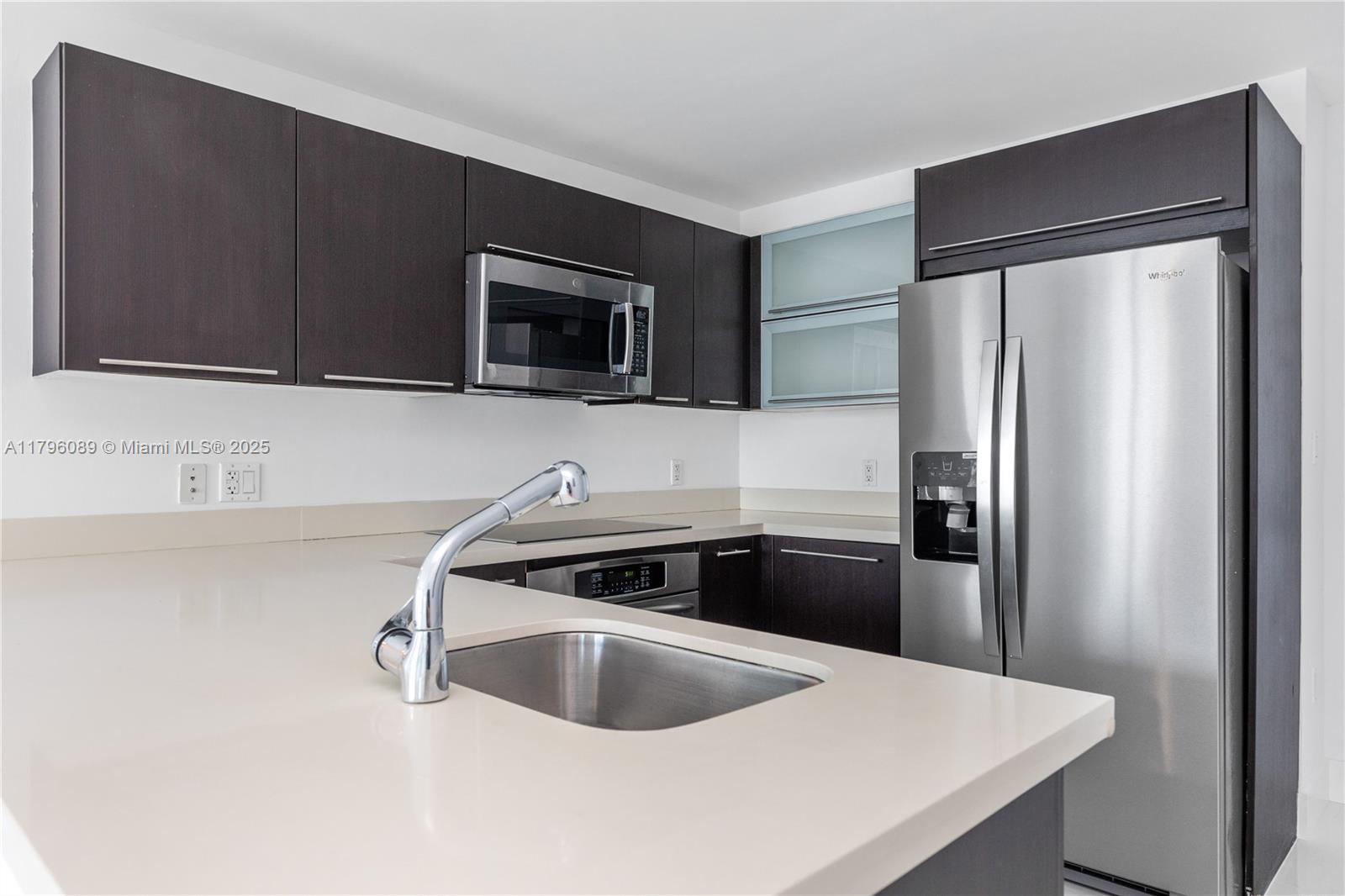 90 SW 3rd St # 3501