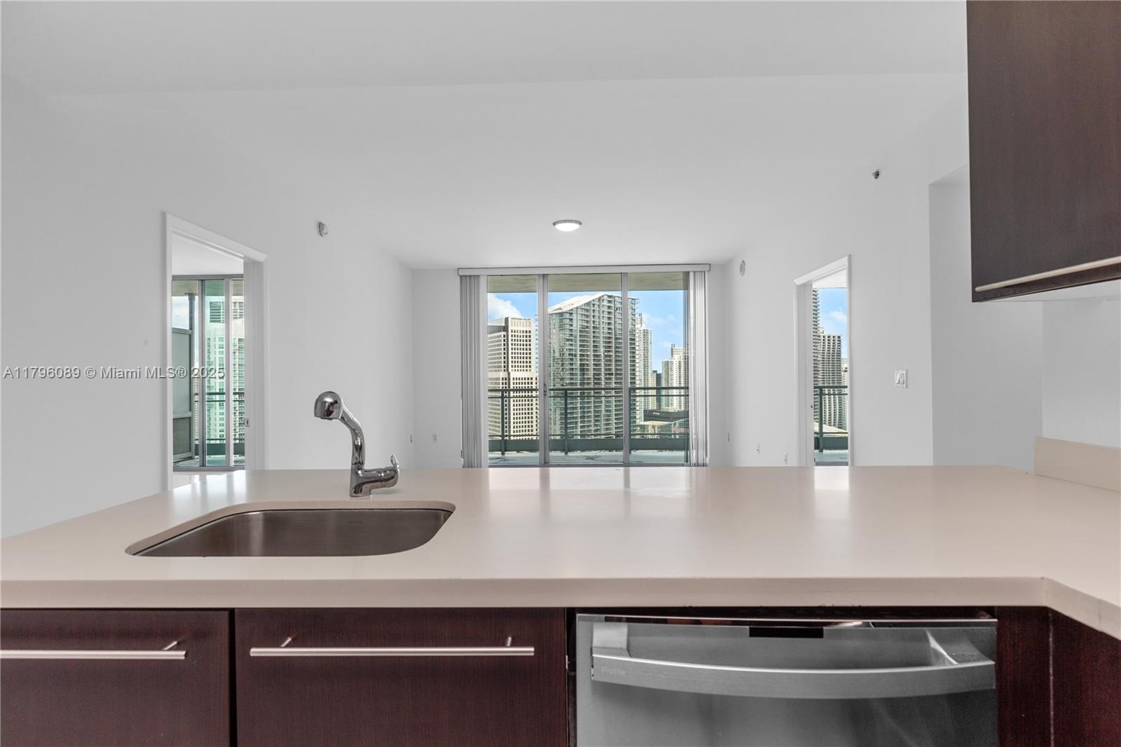 90 SW 3rd St # 3501