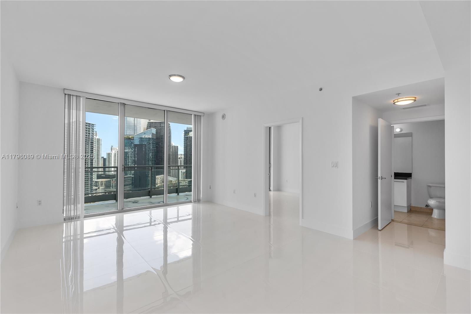 90 SW 3rd St # 3501