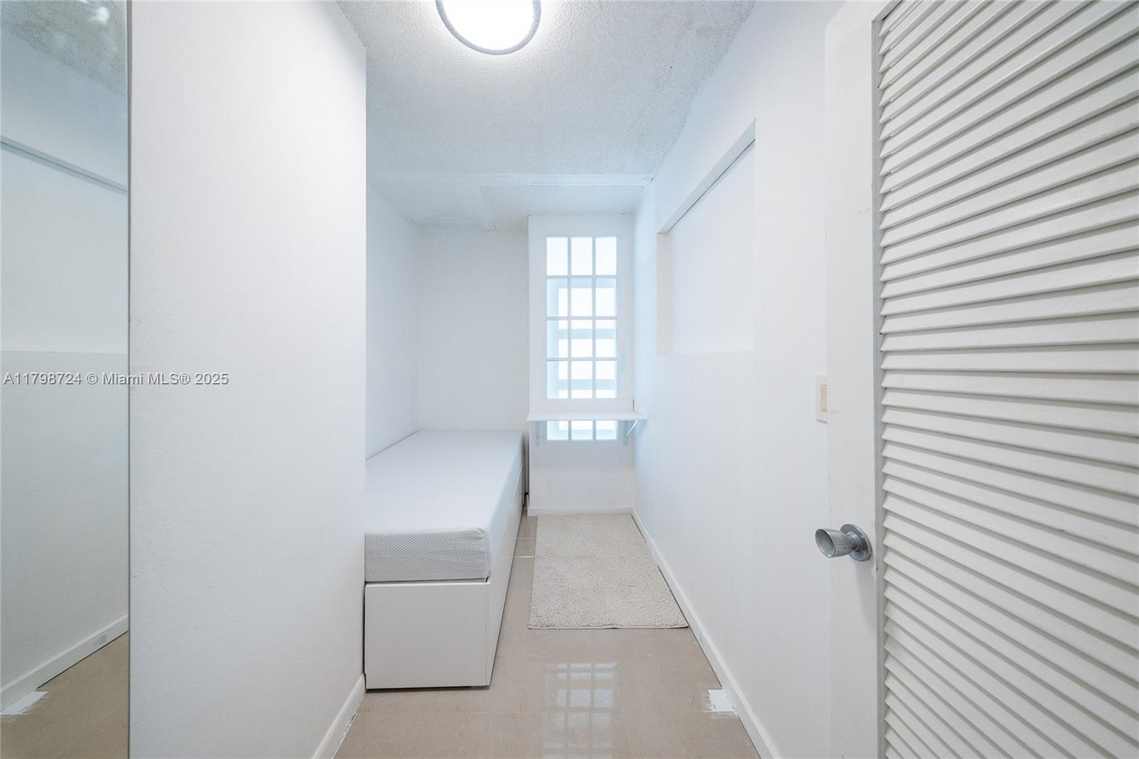 500 Three Islands Blvd # 801