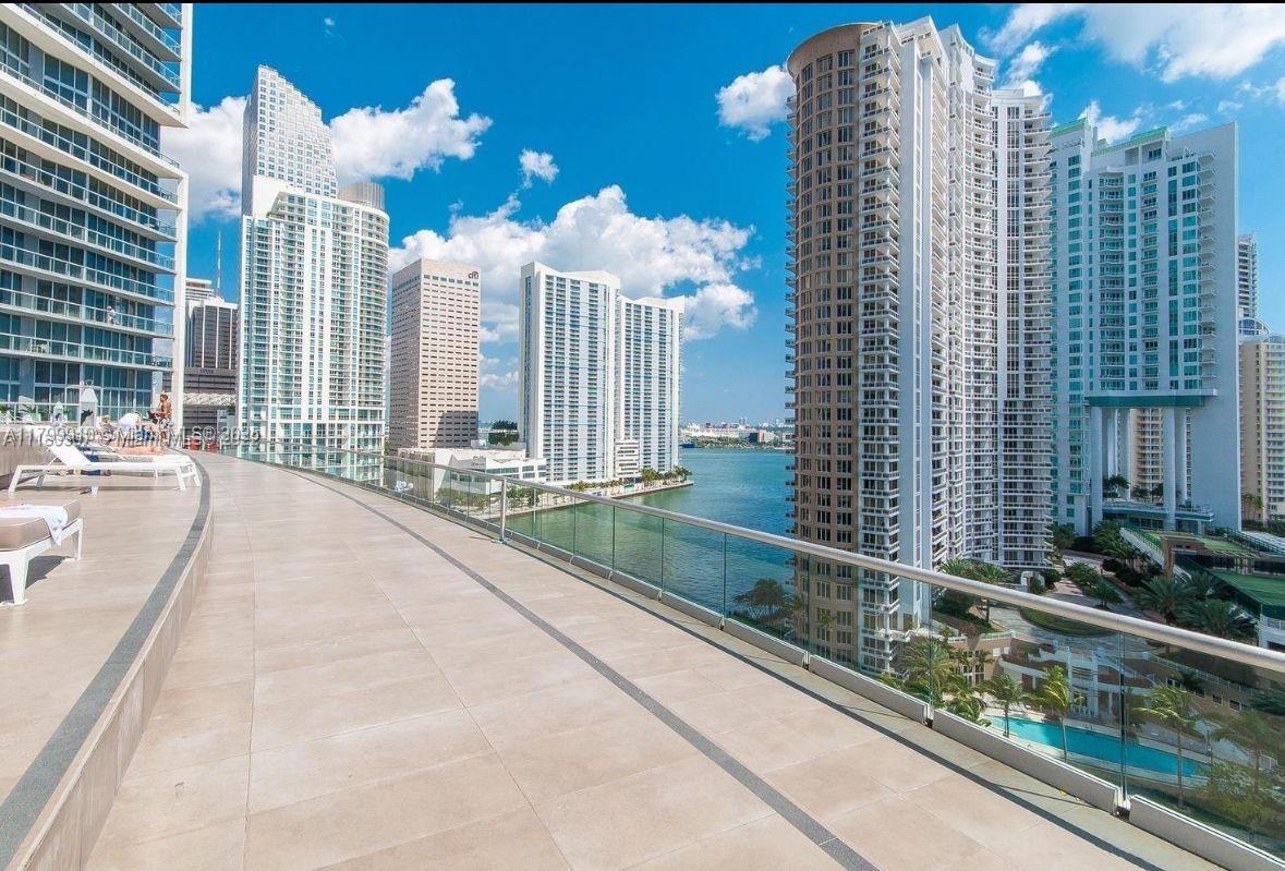 495 Brickell Ave # 1001