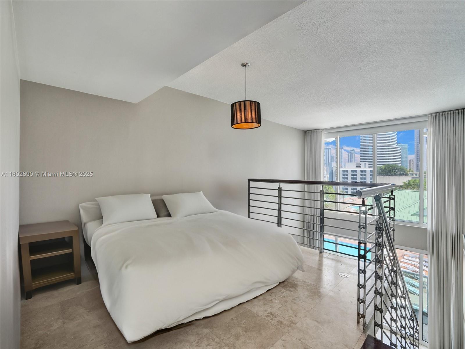 41 SE 5th St # 803