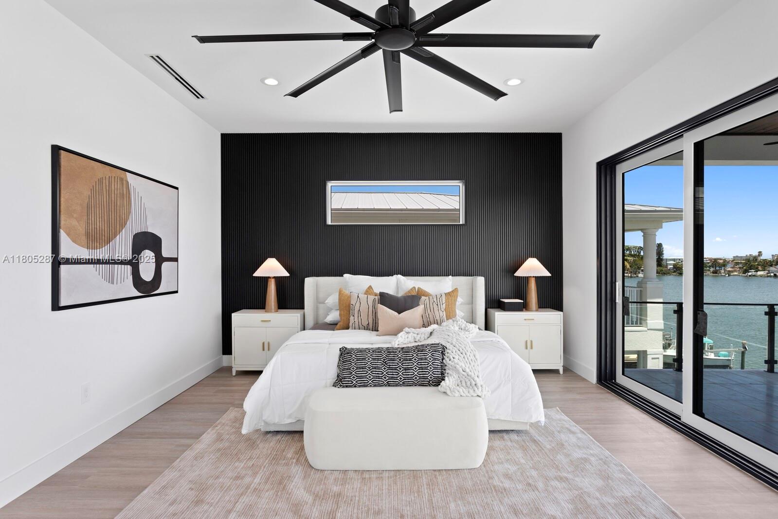 17059 Dolphin Dr