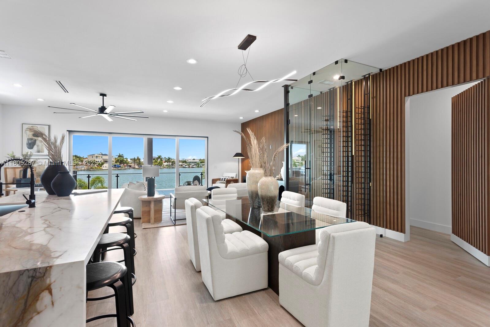 17059 Dolphin Dr