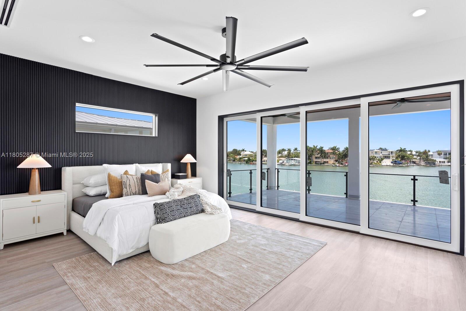 17059 Dolphin Dr
