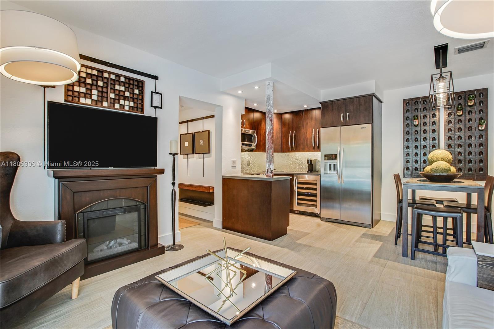45 Antilla Ave # 1G