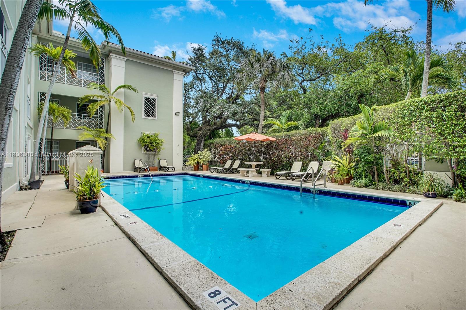 45 Antilla Ave # 1G