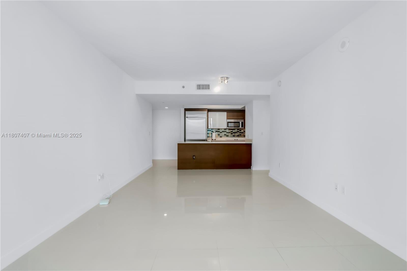 500 Brickell Ave # 3103