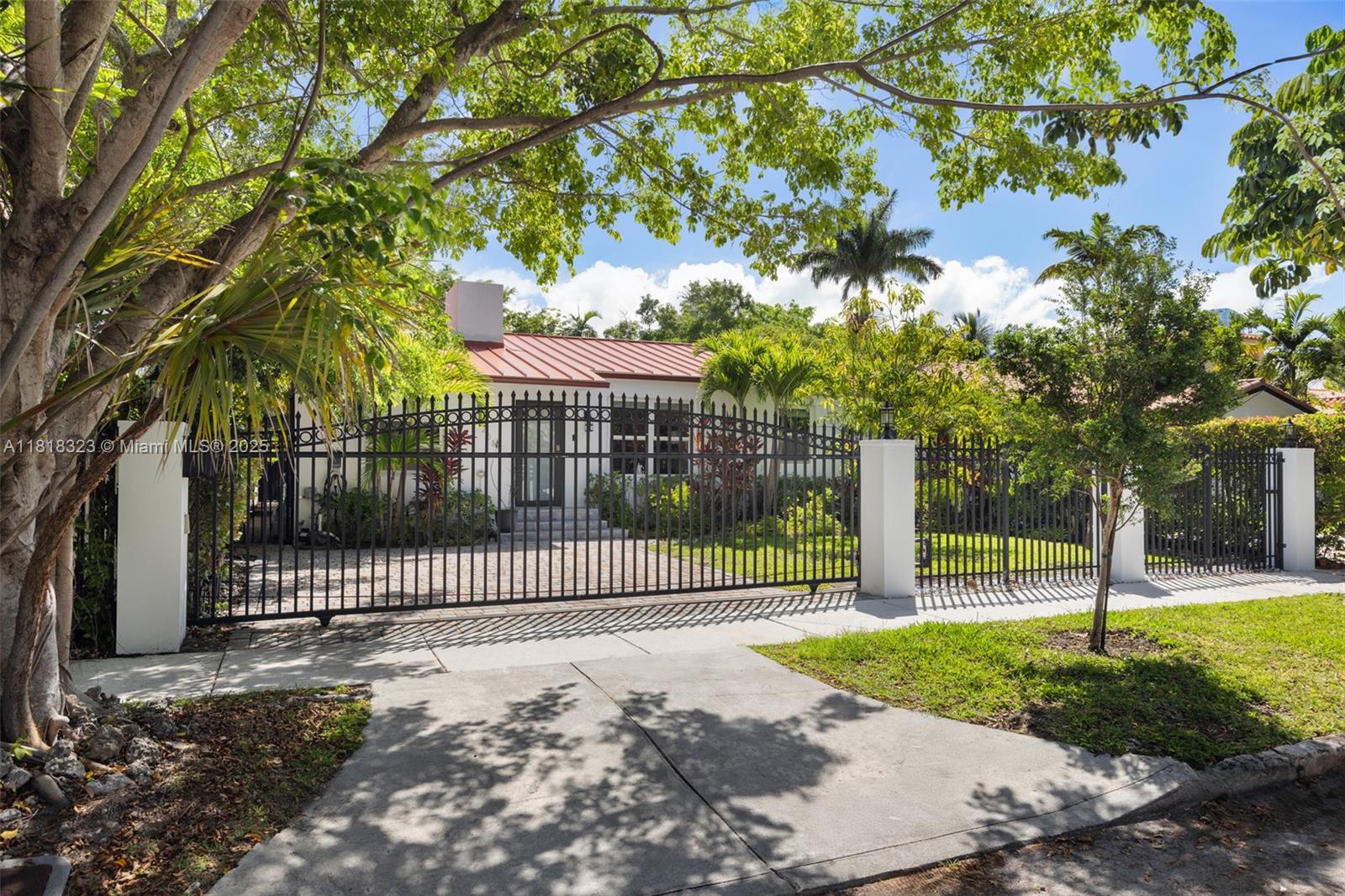 261 SW 30th Rd