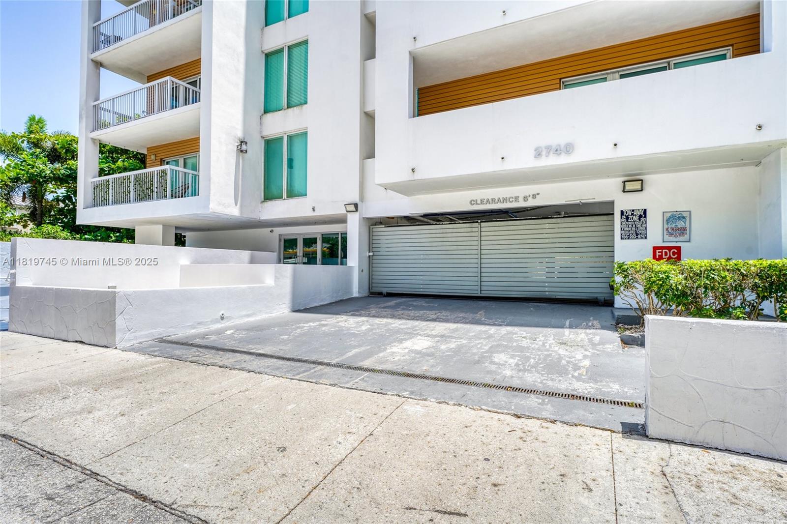 2740 SW 28th Ter # 202