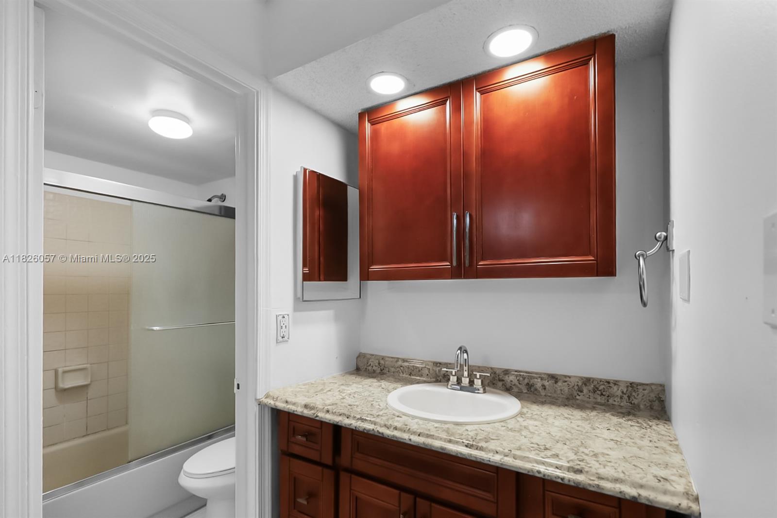 10167 Twin Lakes Dr Unit: 23-N