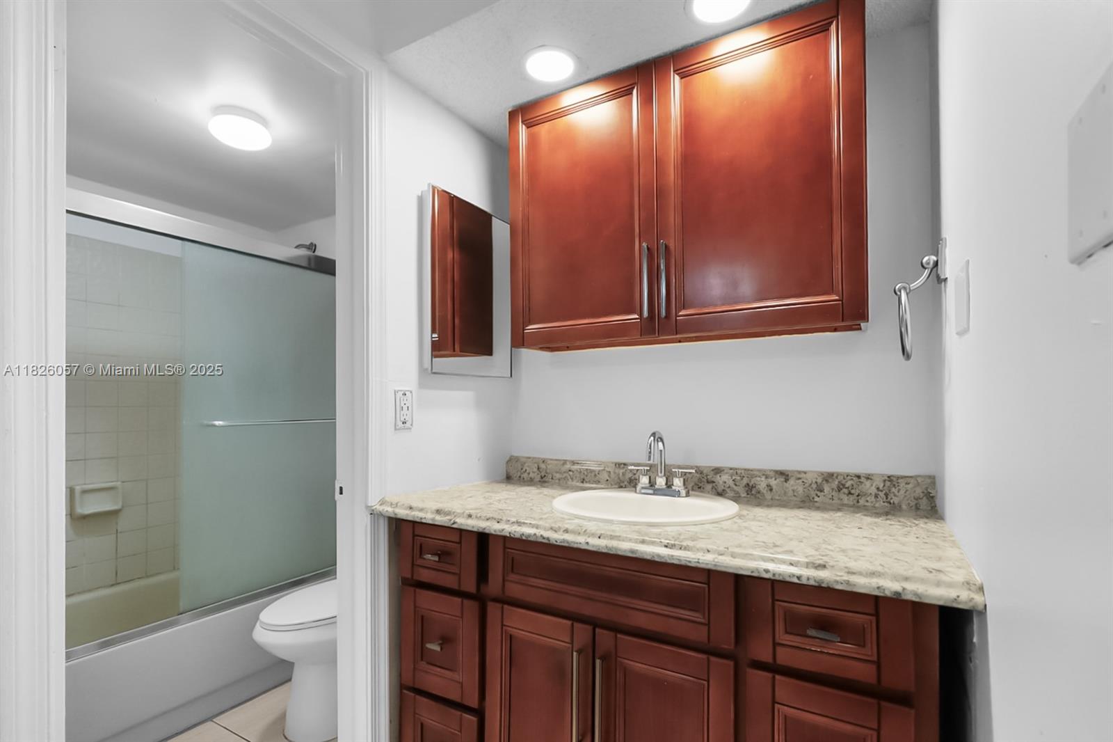10167 Twin Lakes Dr Unit: 23-N