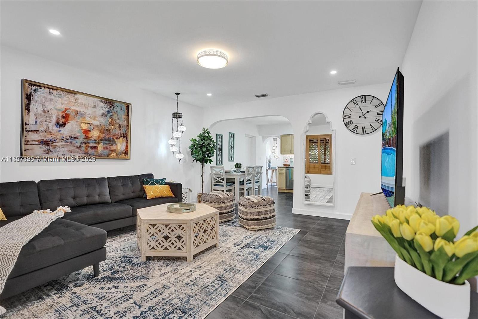 110 SW 5th St