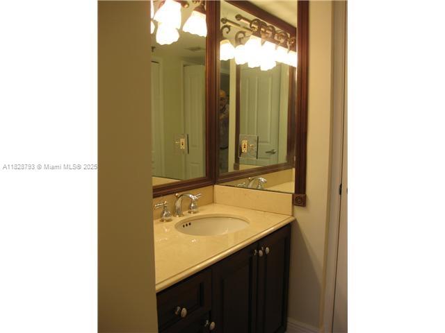 2351 Douglas Rd # 505