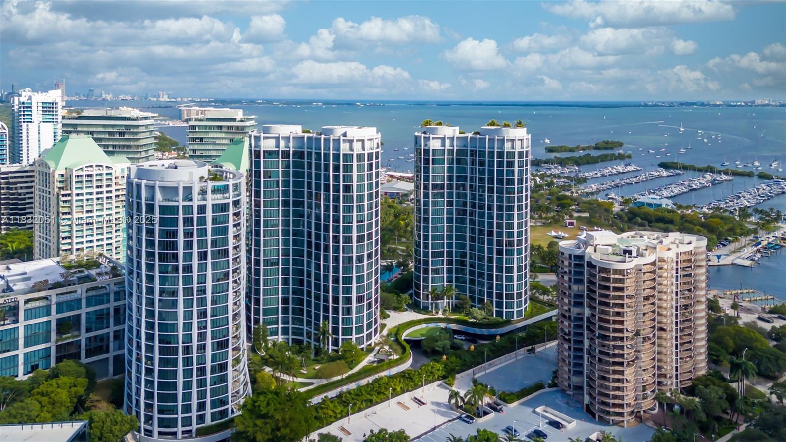 2811 S Bayshore Dr # 4A