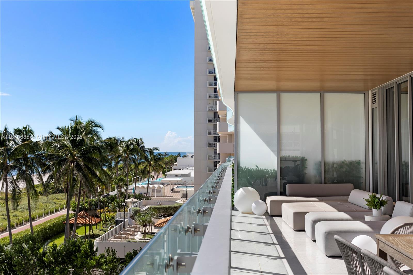 5775 Collins Ave # 503