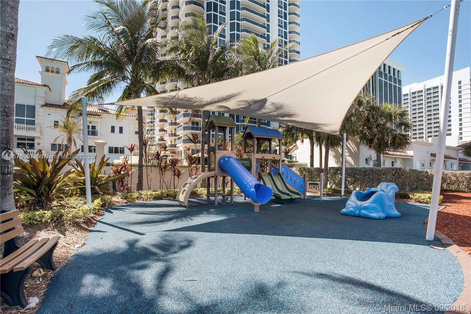 4779 Collins Ave # 2305