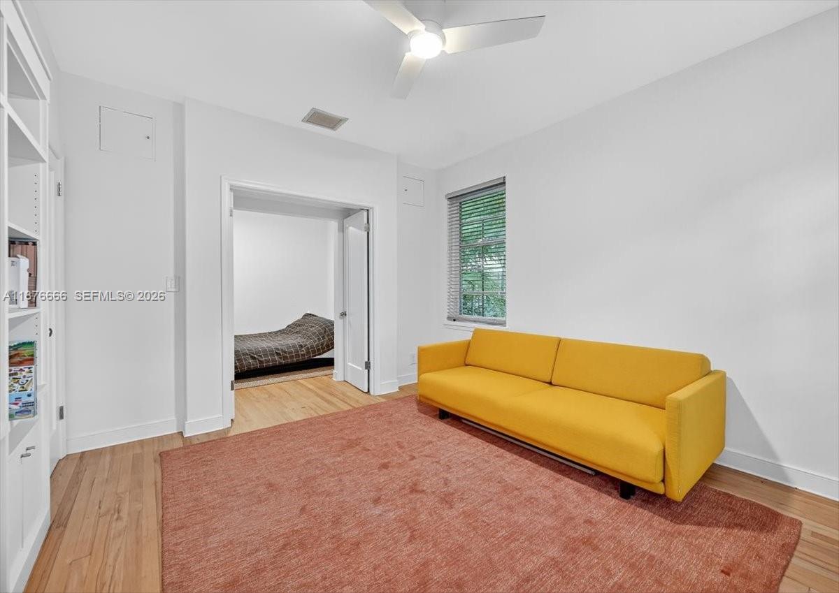 732 Euclid Ave # 4