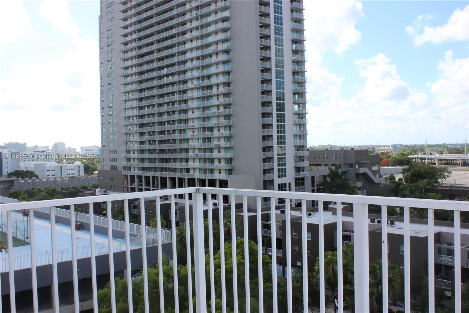 800 N Miami Ave Unit: E-908
