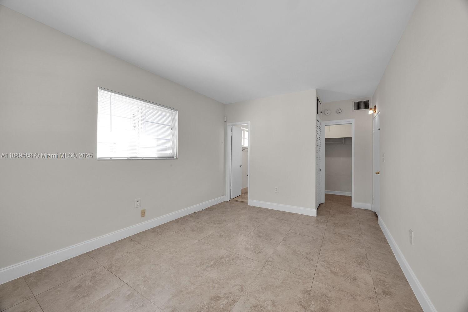 940 Sevilla Ave # 104