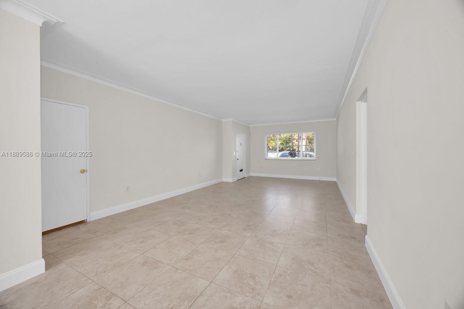 940 Sevilla Ave # 104