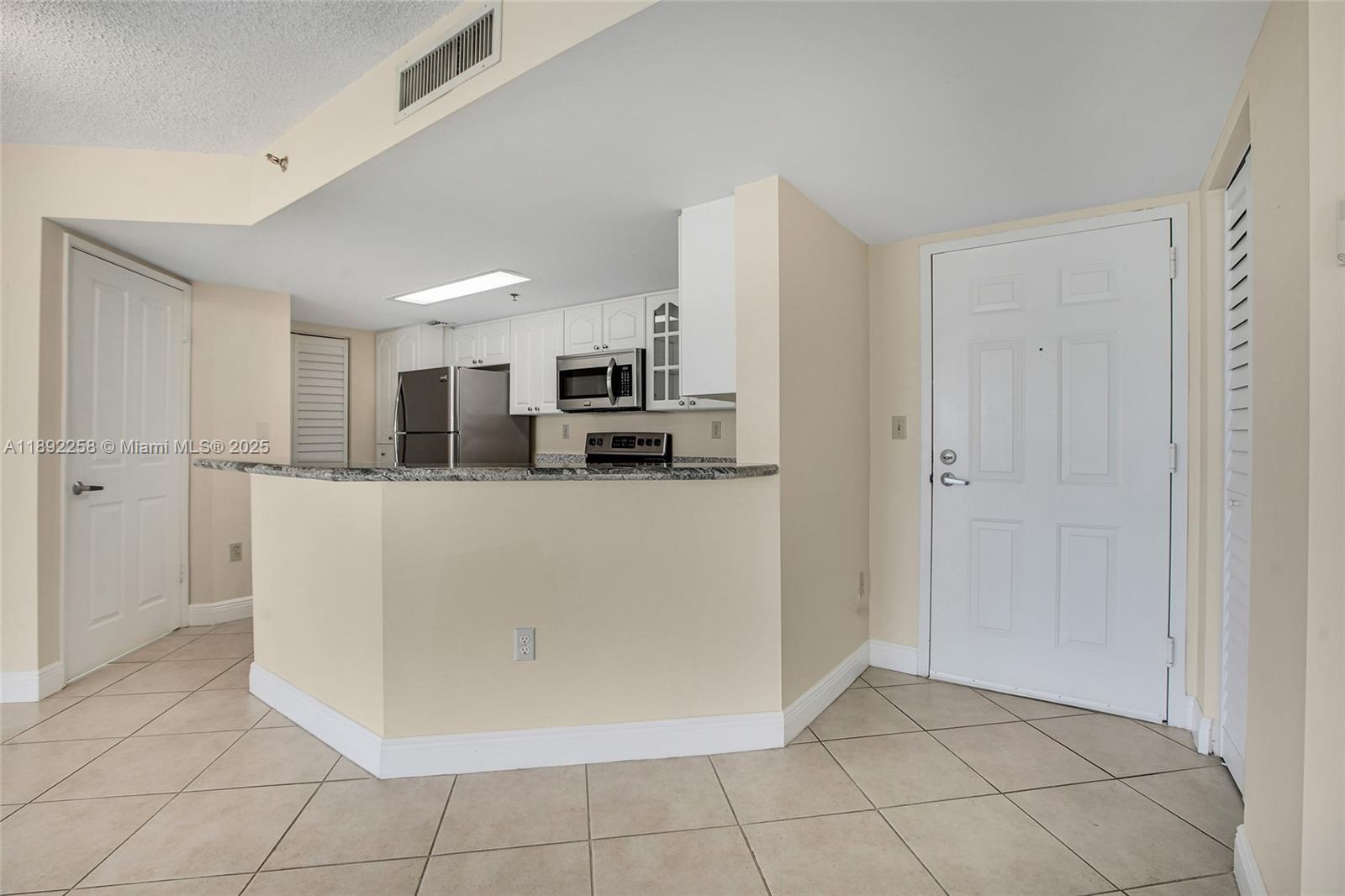 2351 Douglas Rd # 604