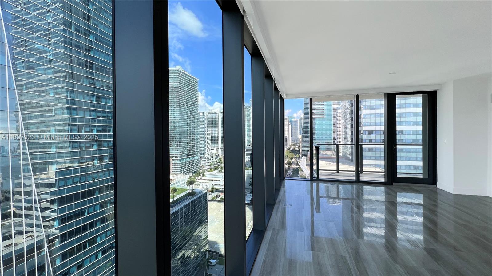 1451 Brickell Ave # 2406