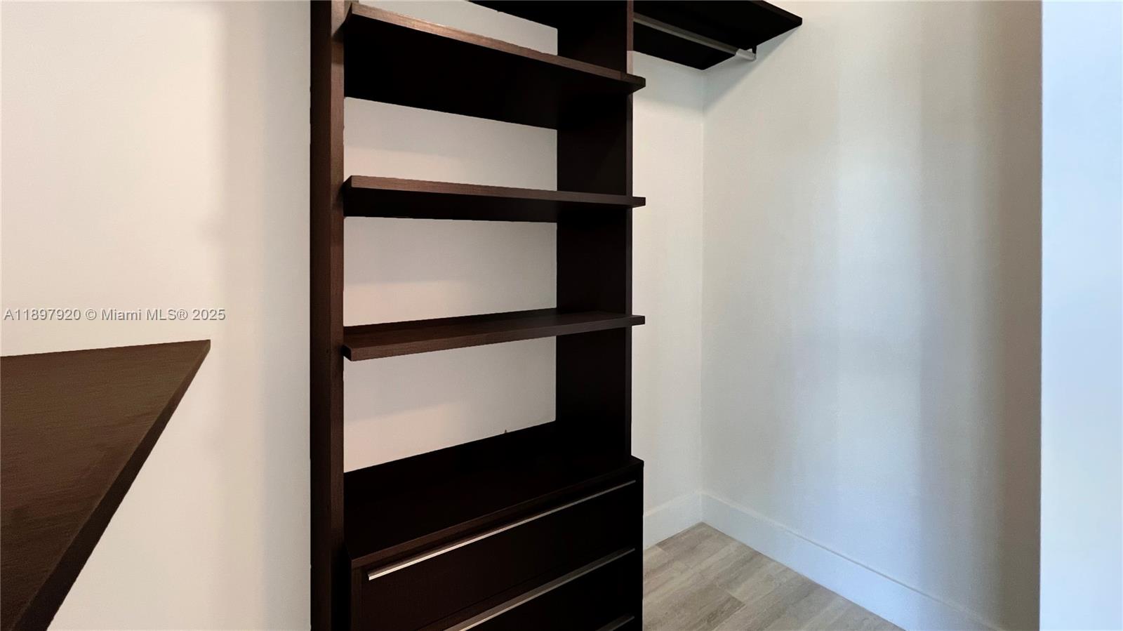 1451 Brickell Ave # 2406