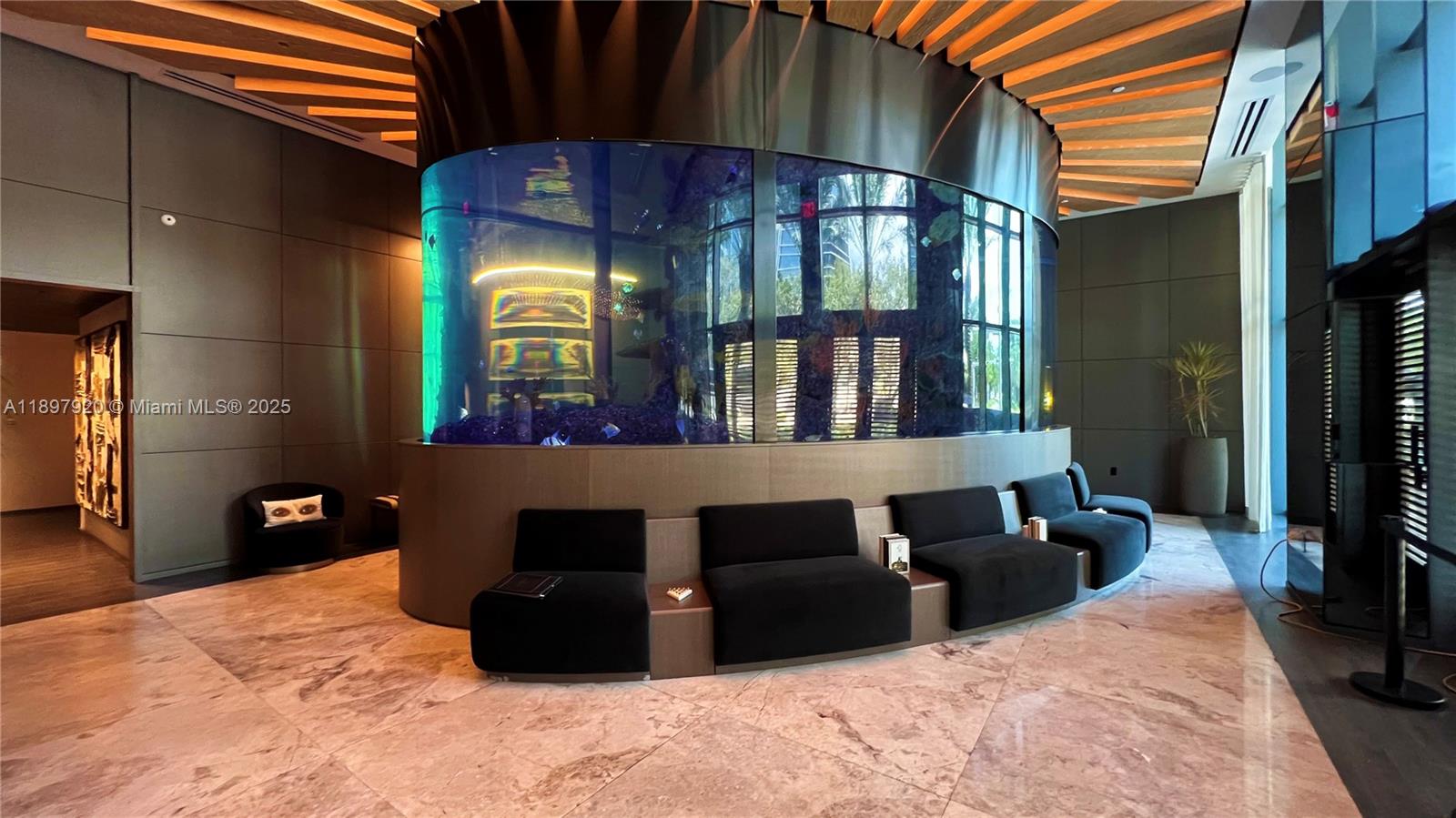 1451 Brickell Ave # 2406