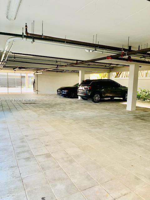 619 Meridian Ave # 4