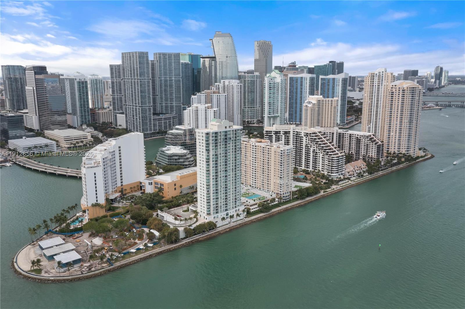 540 Brickell Key Dr # 1406