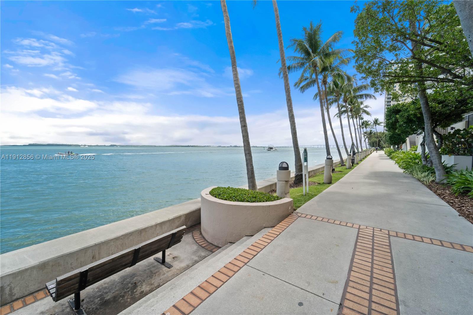 540 Brickell Key Dr # 1406