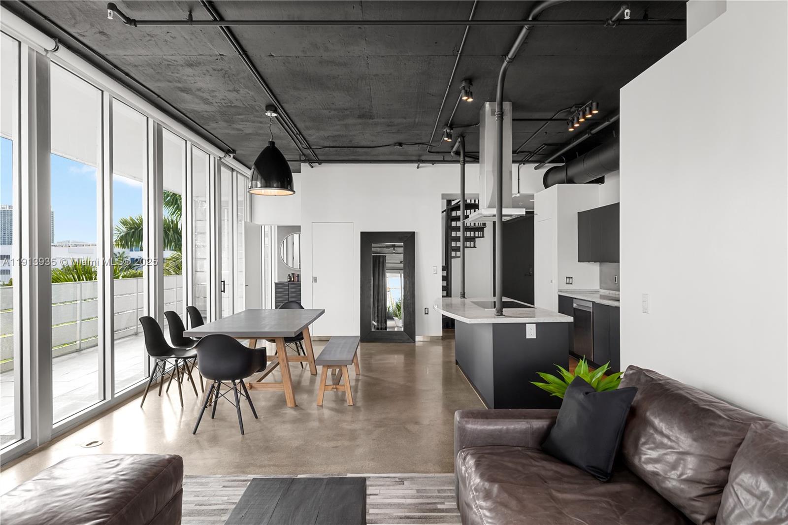 1700 Meridian Ave # 501