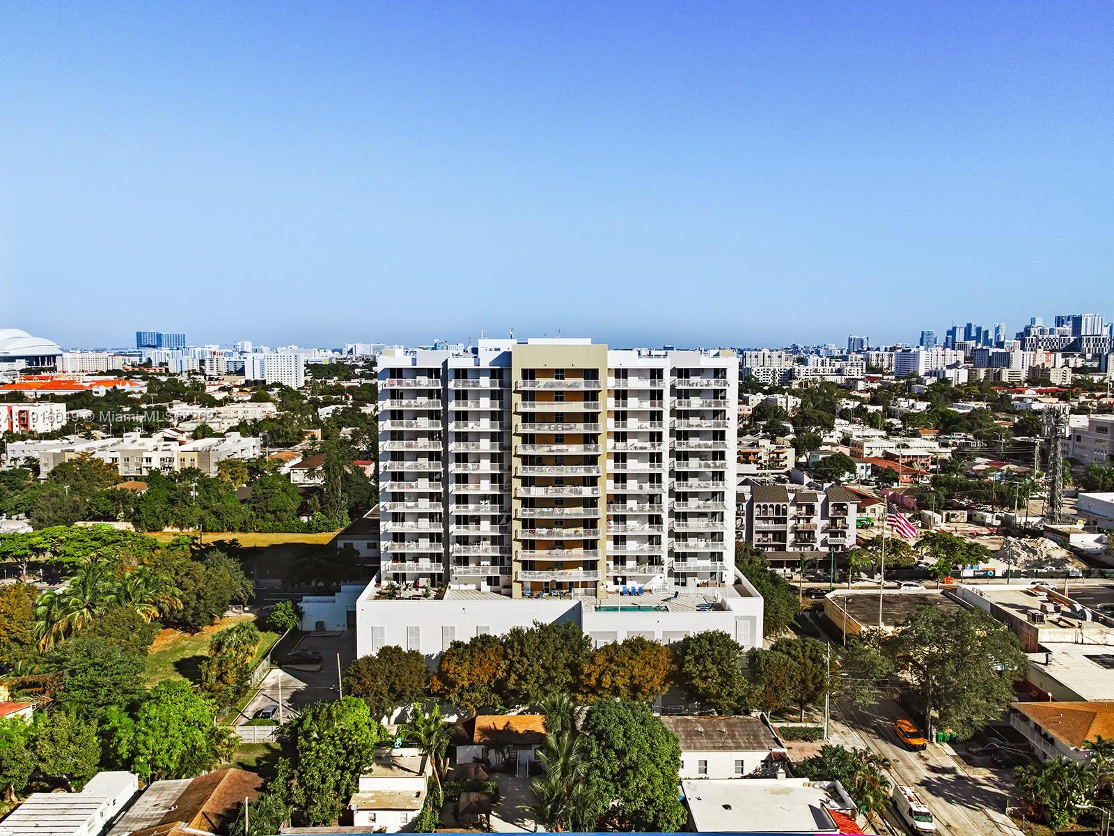 900 SW 8th St # 1208