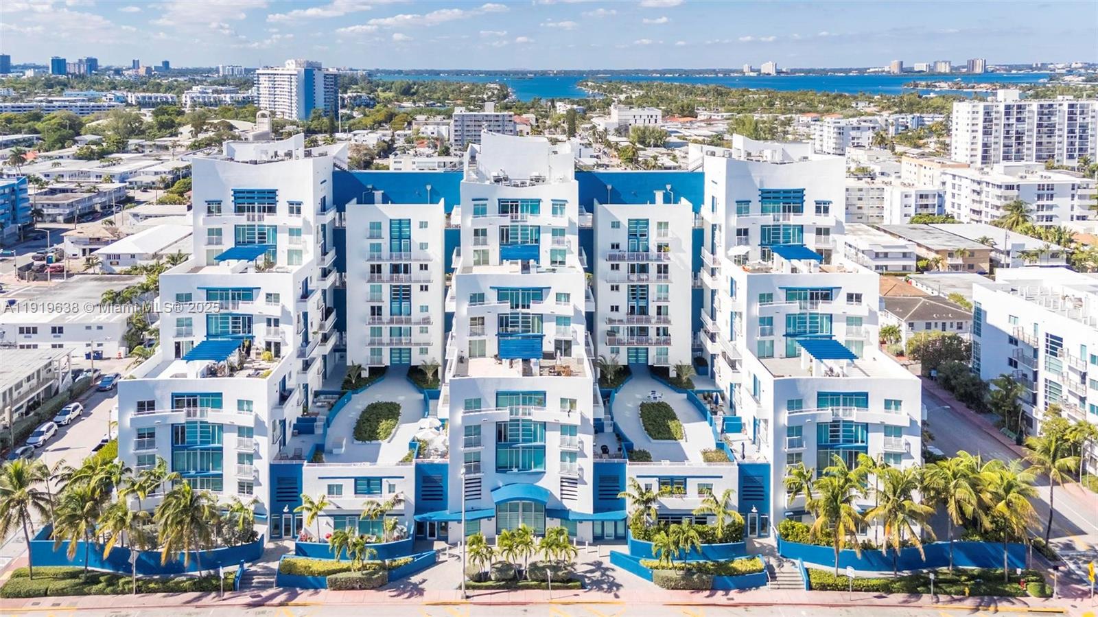 7600 Collins Ave # 1012