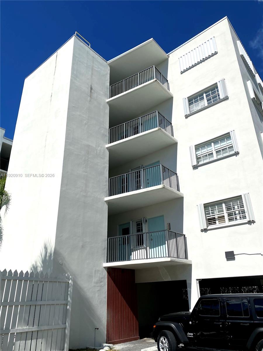 300 Galen Dr # 205