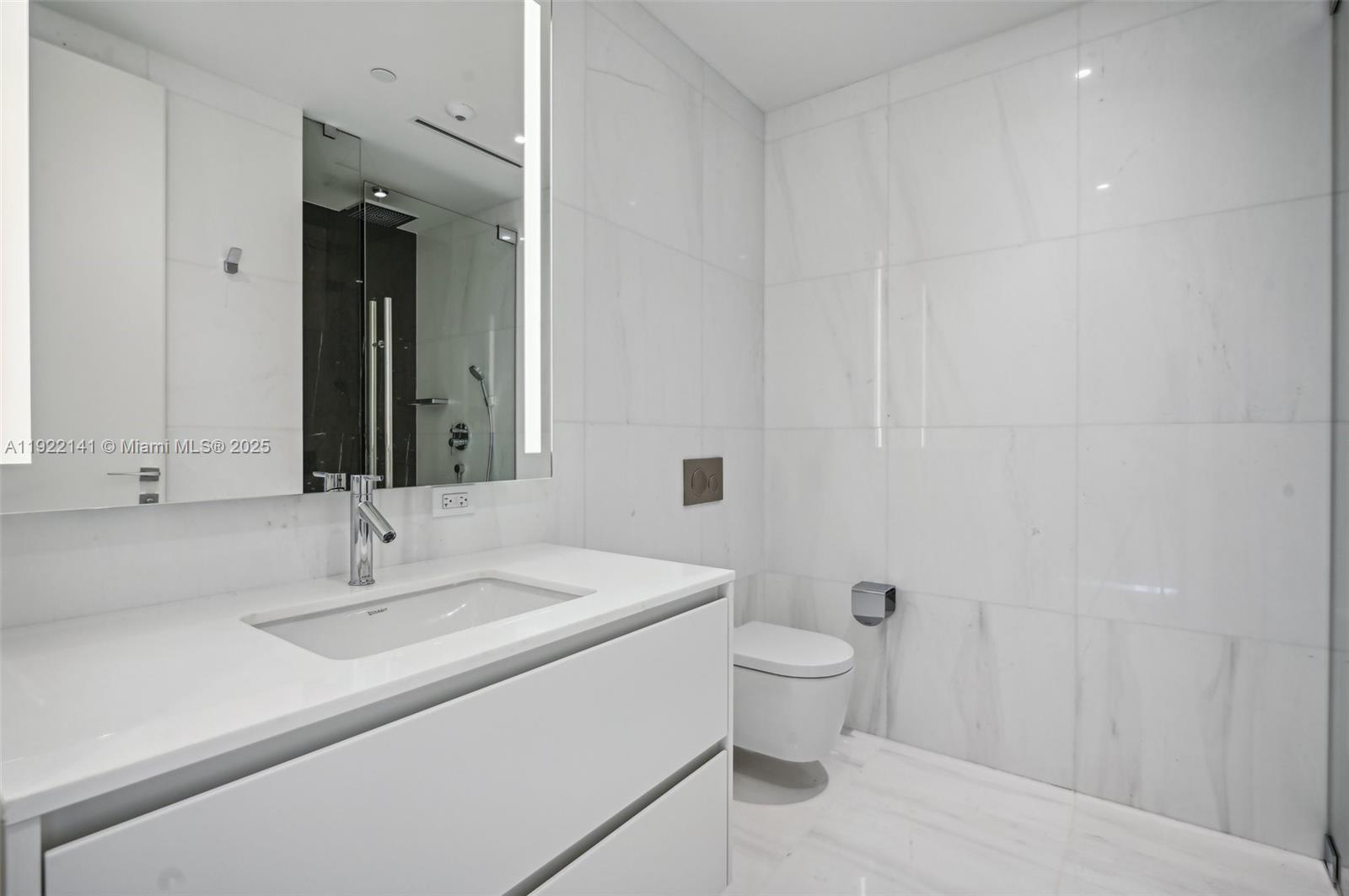 300 S Biscayne Boulevard Way # 1907W