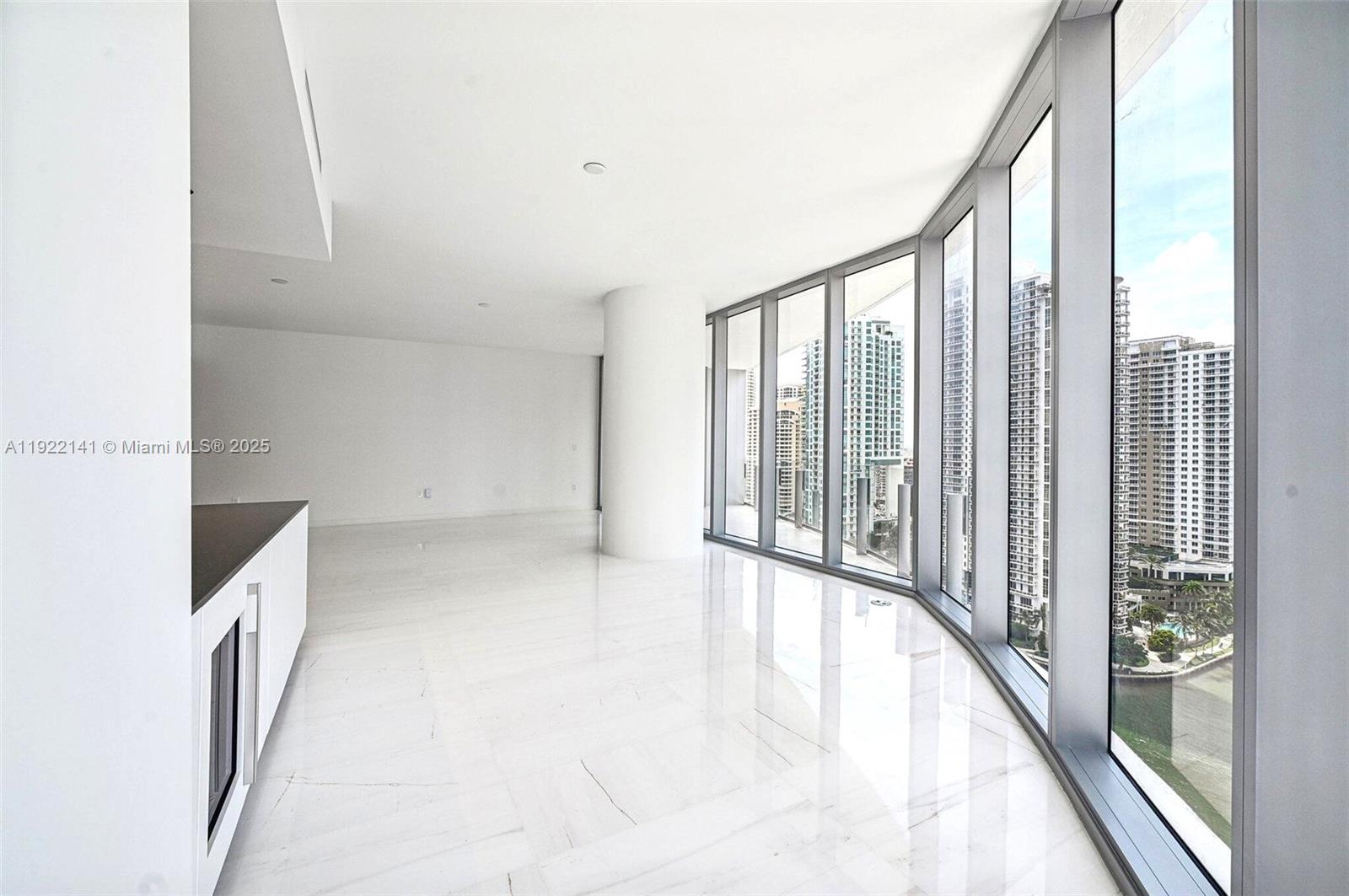 300 S Biscayne Boulevard Way # 1907W