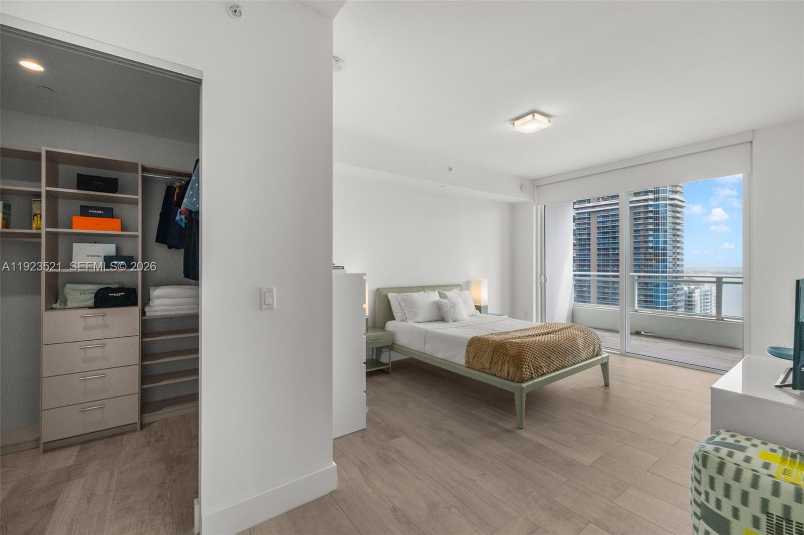 1080 Brickell Ave # 3602