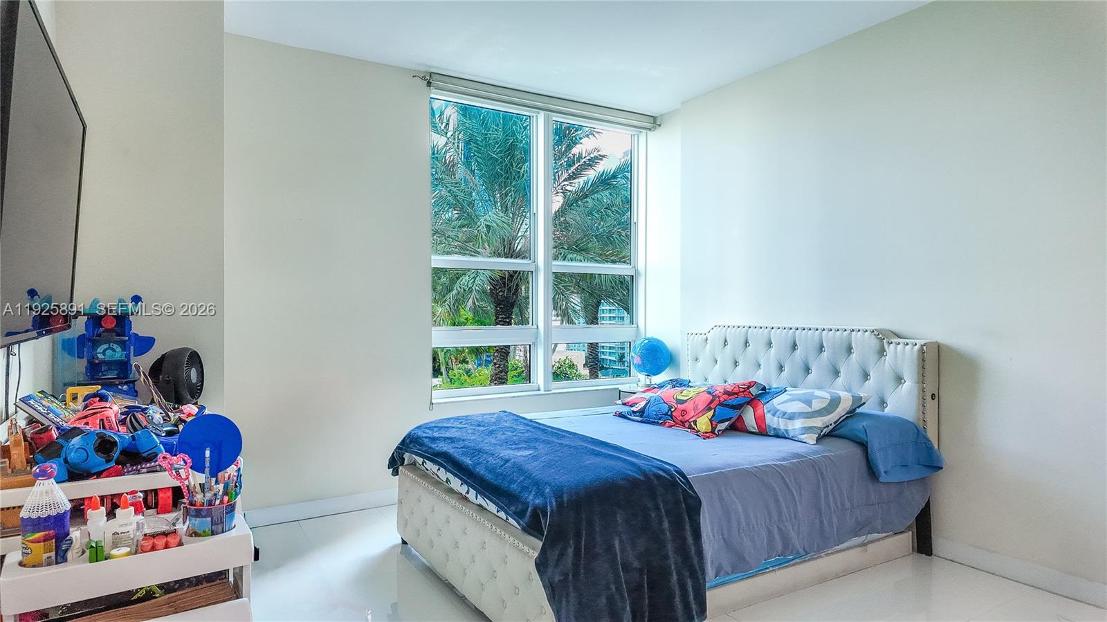 951 Brickell Ave # 1206