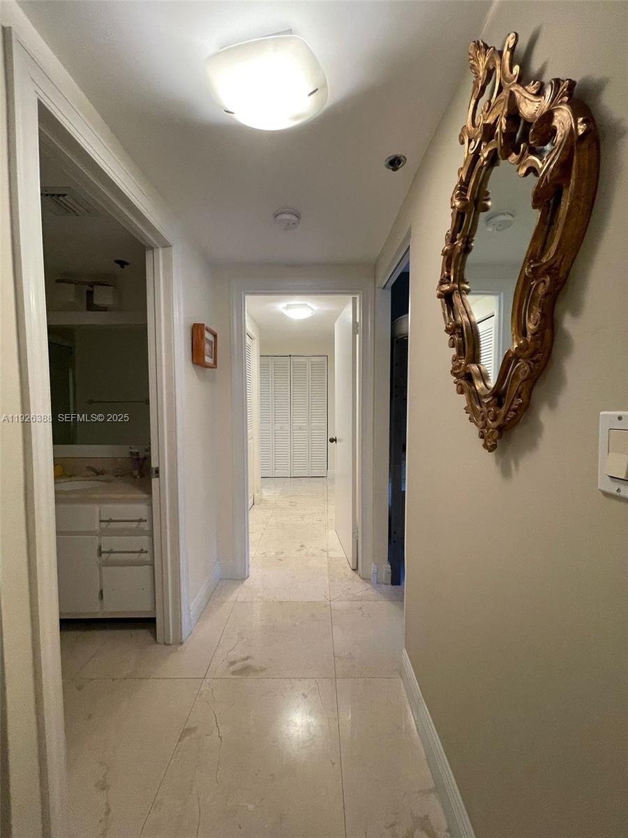 251 Crandon Blvd # 233