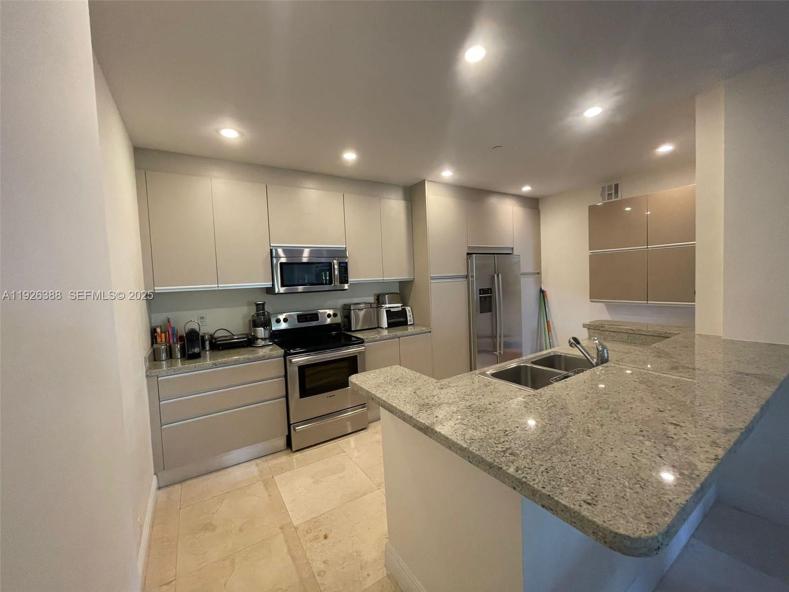 251 Crandon Blvd # 233