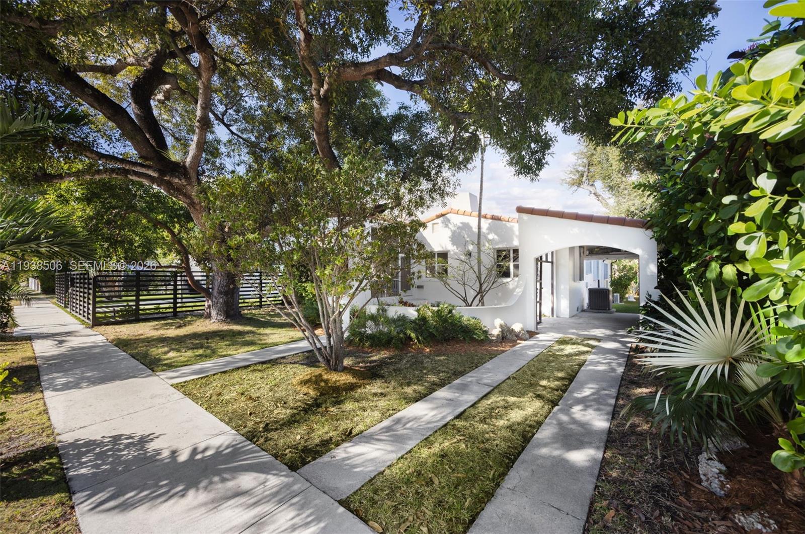 1429 SW 15th St