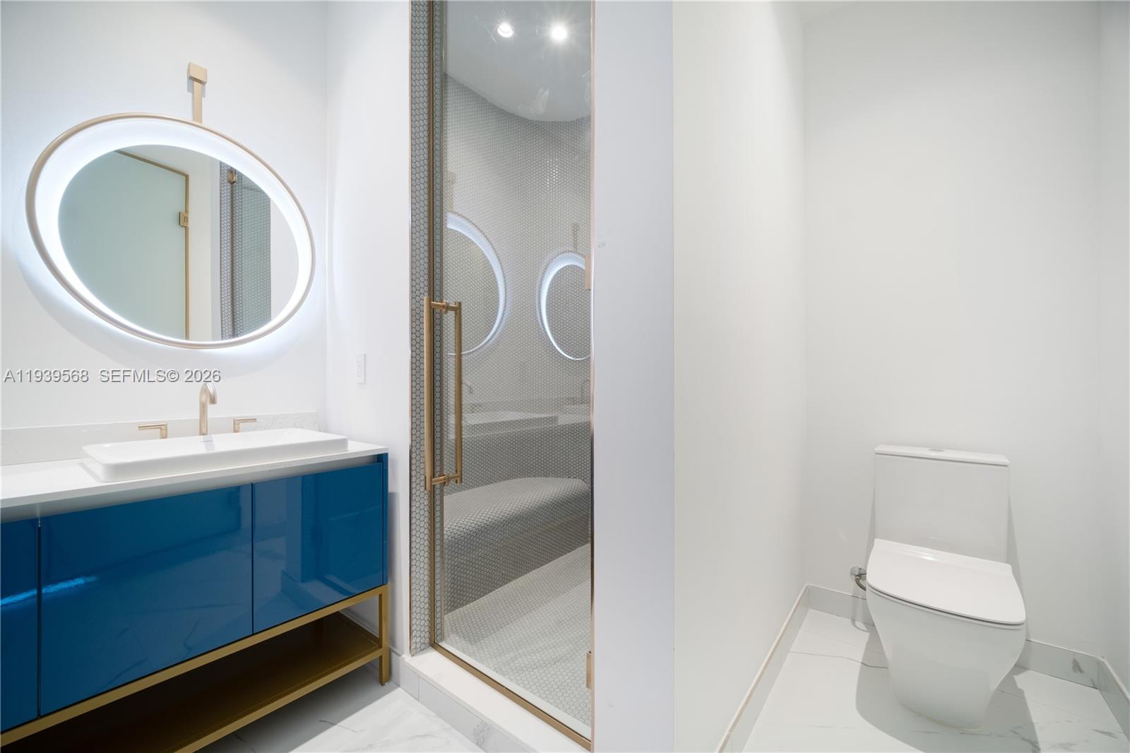 2655 S Bayshore Dr # 1602