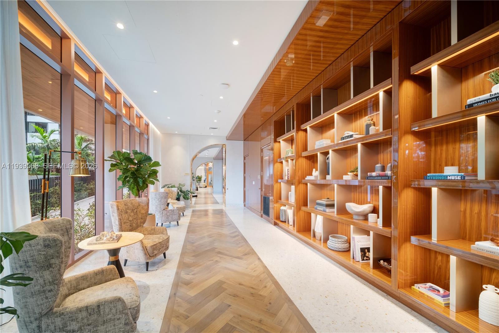 2655 S Bayshore Dr # 1602