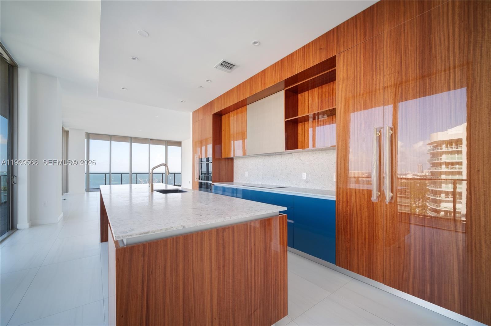 2655 S Bayshore Dr # 1602