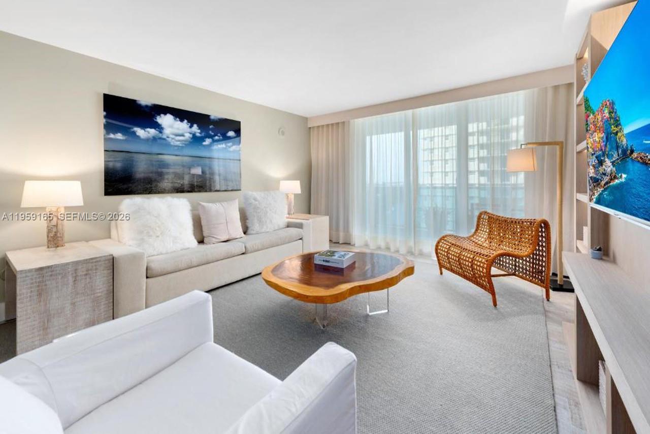102 24th St # 1007