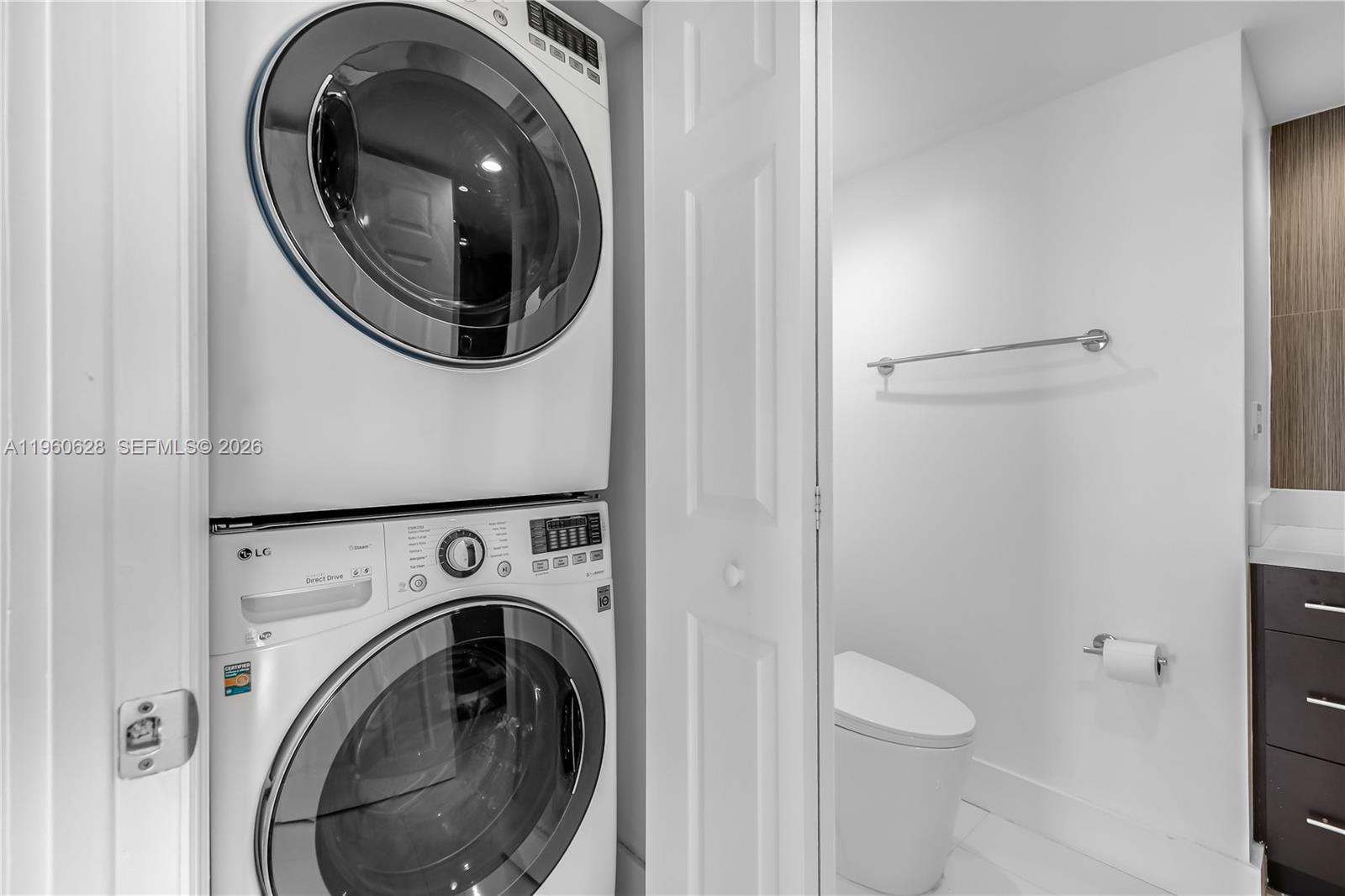 7135 Collins Ave # 1025