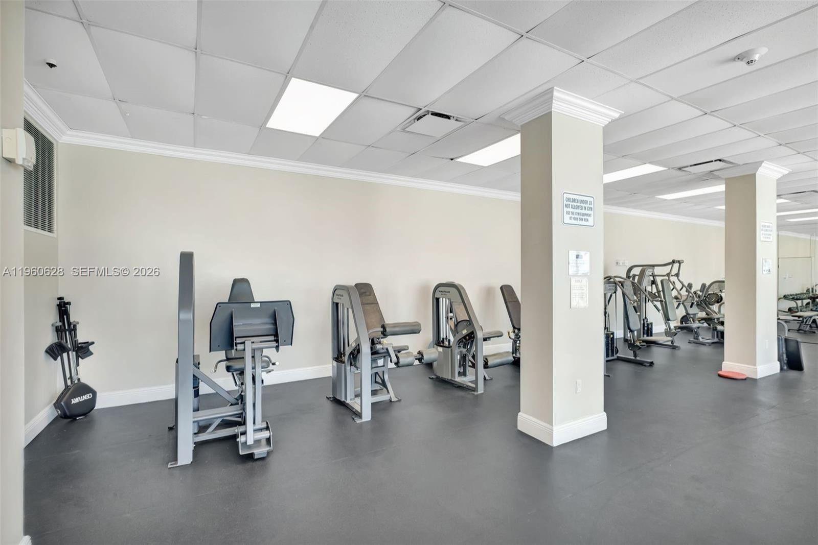 7135 Collins Ave # 1025